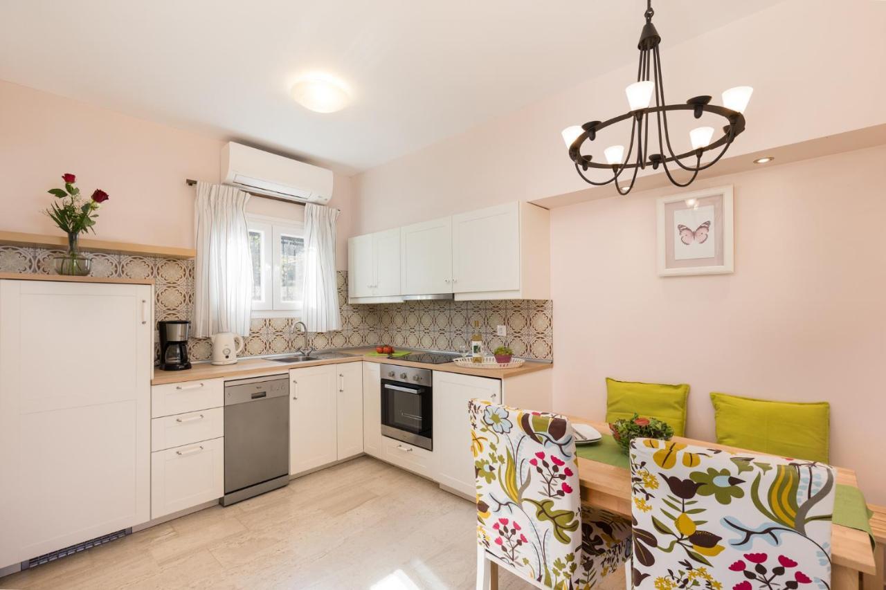 Garden Apartments Agios Stefanos Corfu アギオス・ステファノス エクステリア 写真
